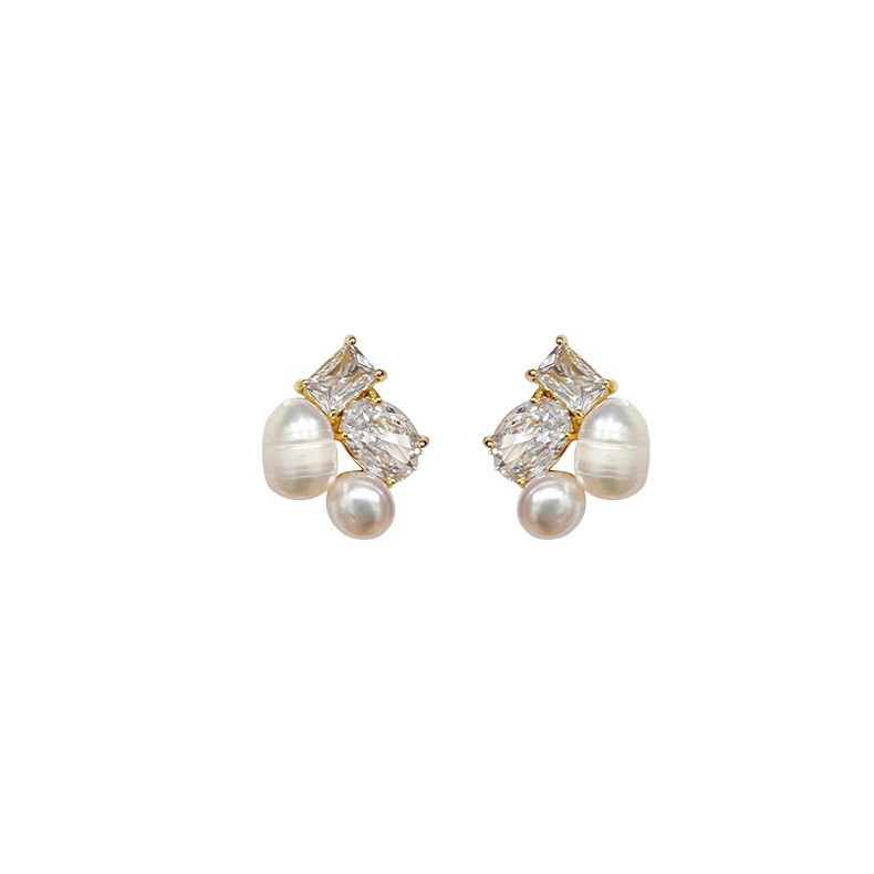 Xiaoxiang Square zirconia irregular pearl stud earrings for women, a niche high-end light luxury style earring, versatile earrings wholesale Item Picture