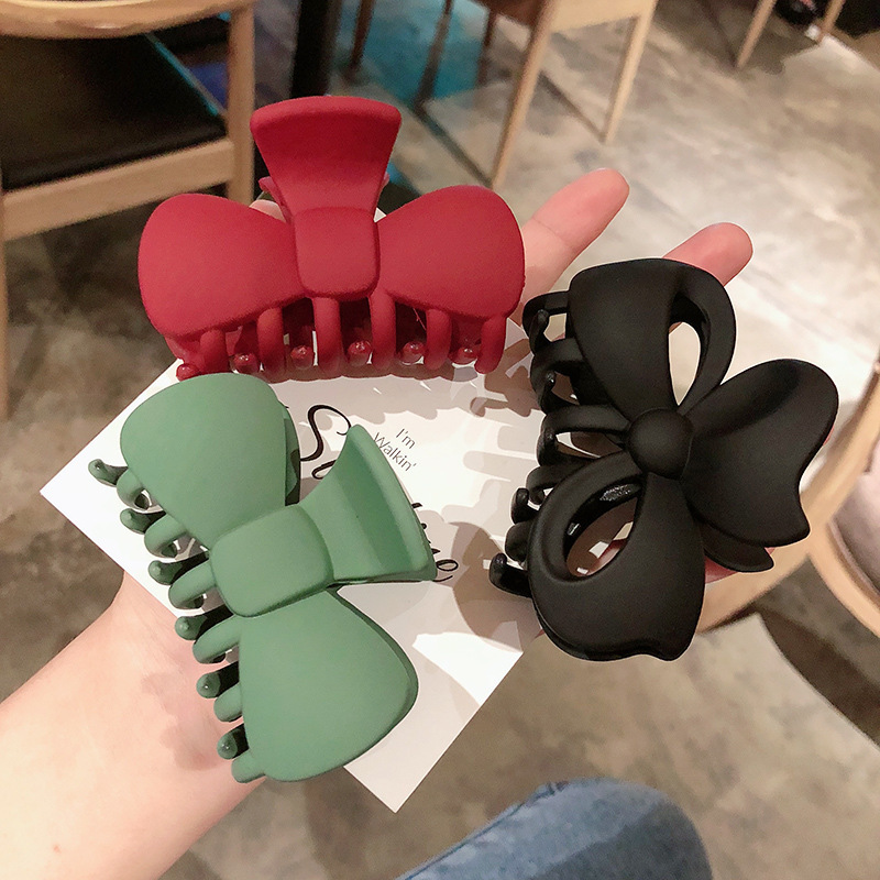 Korean bow clip, hollowed-out bow tie, hair clip, hair accessory, Internet celebrity style, flower-shaped large back head hairpin, hair flower girl full figure