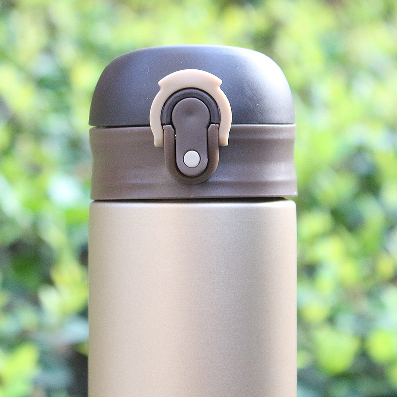 Portable stainless steel thermos cups for men and women, simple and bouncy lid water cups and bottles for students, large capacity 500ml business cups details Picture