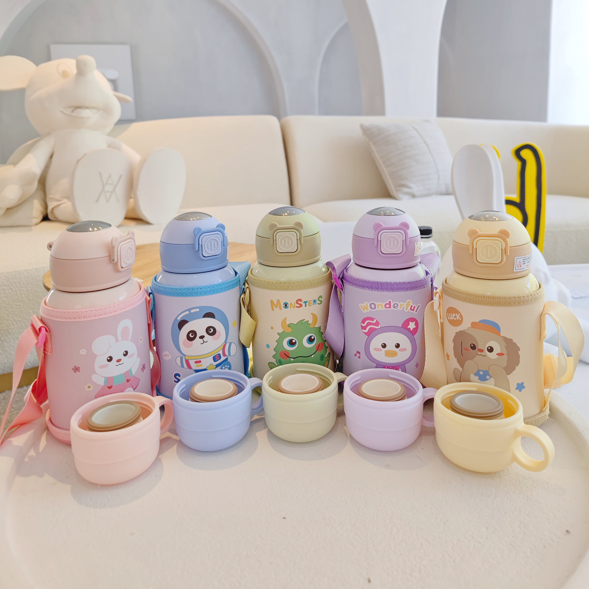 Wholesale of smart temperature-measuring insulated cups, children's cartoon cute water bottles, portable three-lid multi-functional anti-drop baby cups details Picture