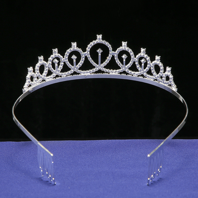 Bride's crown headwear, cross-border hair comb, children's hair band, rhinestone crown, birthday wedding dress, wedding accessories wholesale Application Scenario