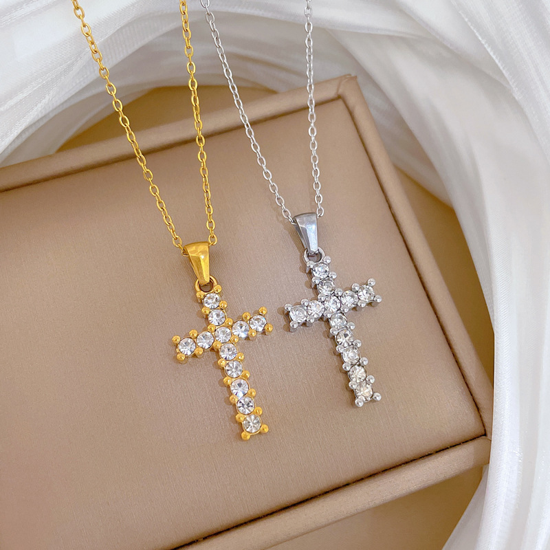 【 All-titanium Steel 】 Light luxury zircon cross furnace with real gold necklace, female Instagram influencer collarbone chain accessory full figure
