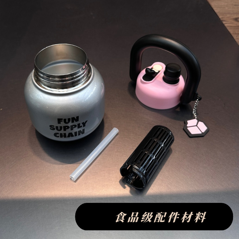 Trendy carrying pot for girls, high appearance level, insulated cup, double drinking, 316 stainless steel, simple water cup, handle with tea bin Application Scenario