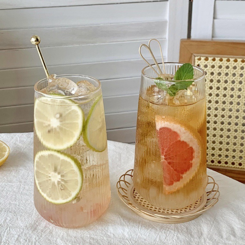 Creative and fresh vertical pattern glass cup, ins high appearance level fruit tea cold drink cup, large-capacity coffee cup, sparkling cola cup full figure