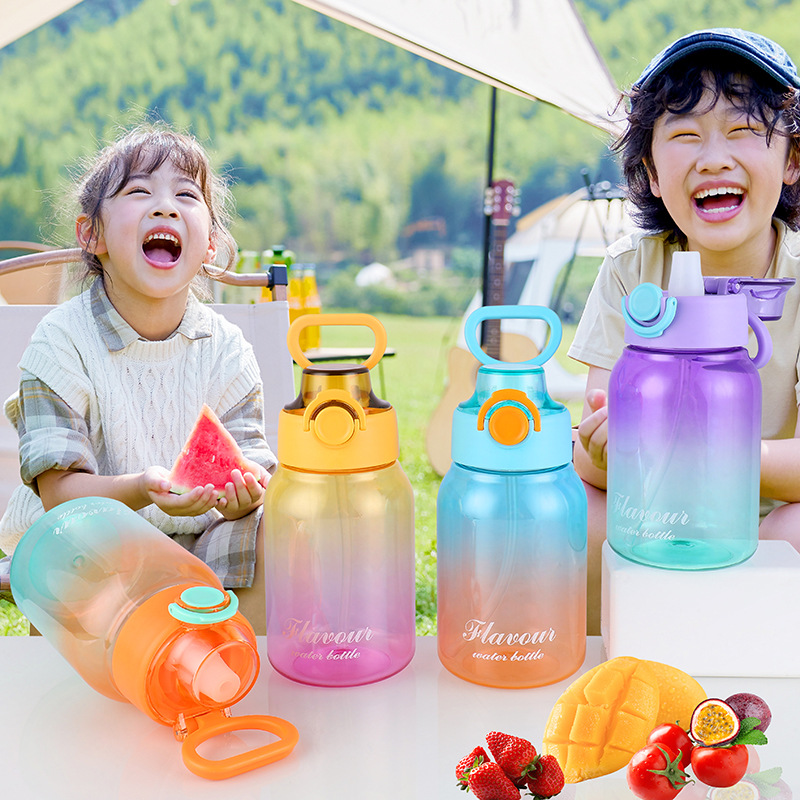 New large-bellied Fun Cup Cross-border sports water cup, sugar-free and caloric scented cup, children and primary school students straw Fun cup Application Scenario