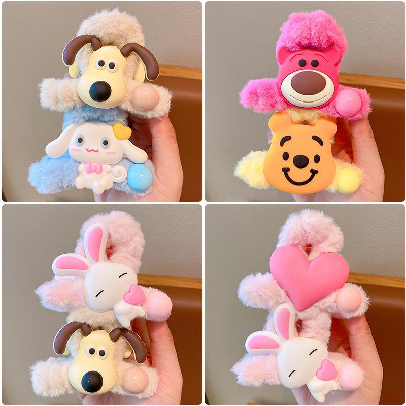 New autumn and winter plush hair clips for little girls, cute strawberry bear scratch-off clips, high ponytails for children, hairpins and headwear that won't damage hair details Picture