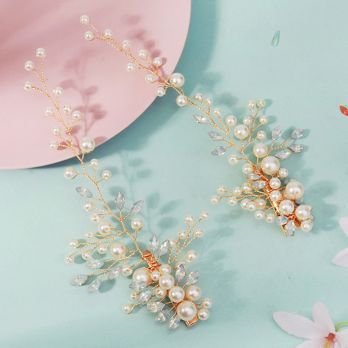 A beautiful forest-style bride hairpin, a pair of handcrafted jelly diamond pearl hairpins, a niche long duckbill hairpin Specification drawing