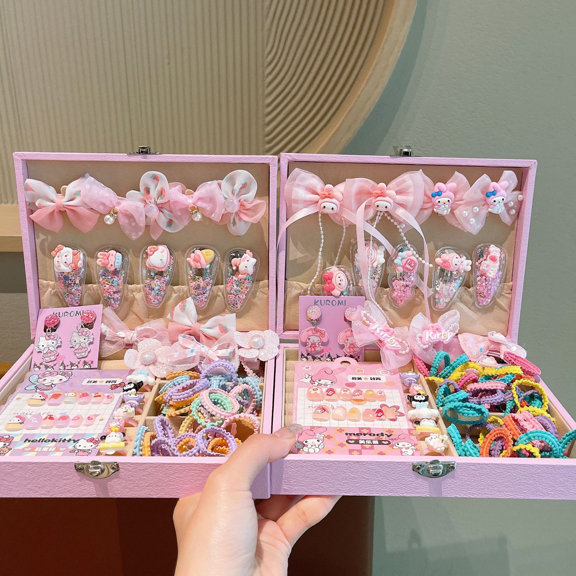 High-end children's hair accessory gift box set, girls' headwear jewelry box, princess bow for girls, exquisite birthday gift Application Scenario