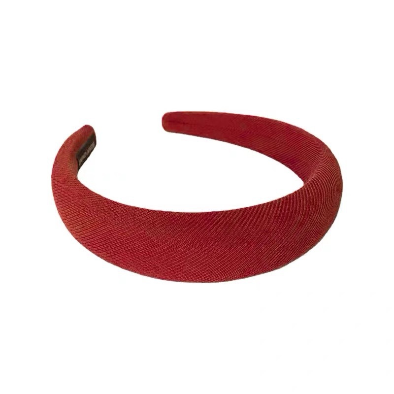The 2024 new style of the hairband for women is high-end, stylish and fashionable. It is a high headband for going out and a versatile hairpin for washing the face Item Picture
