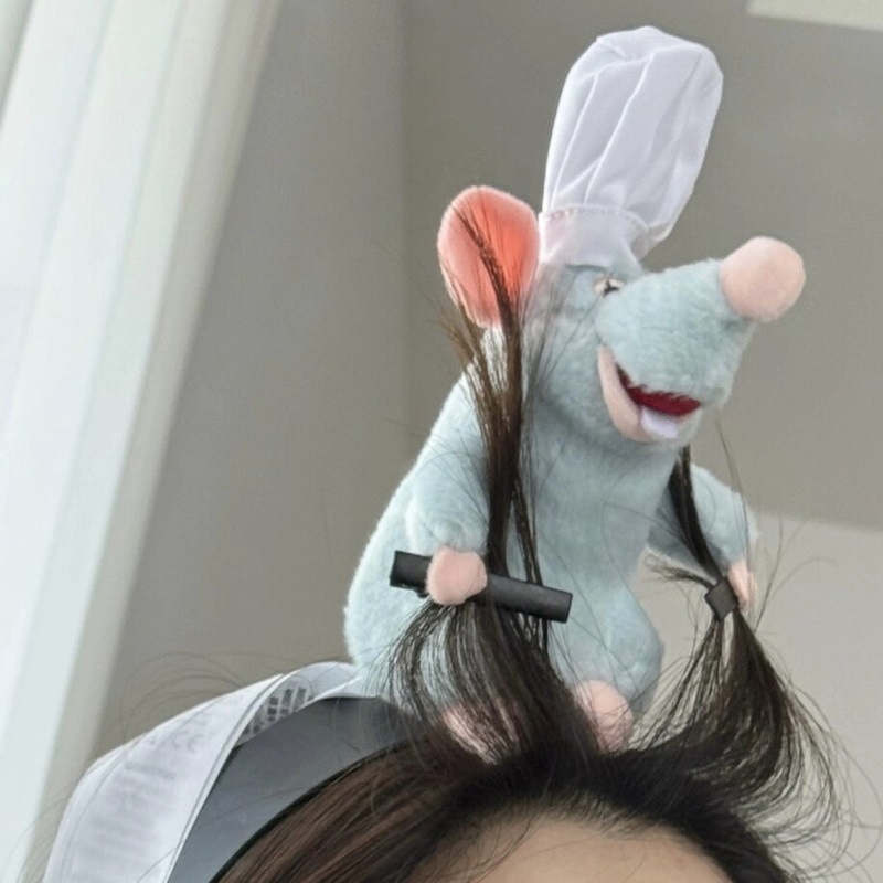 The Mouse King hair band and headband are the same style as Douyin. They are handcrafted and cute, with wide edges for washing the face and anti-slip cartoon hair accessories Application Scenario