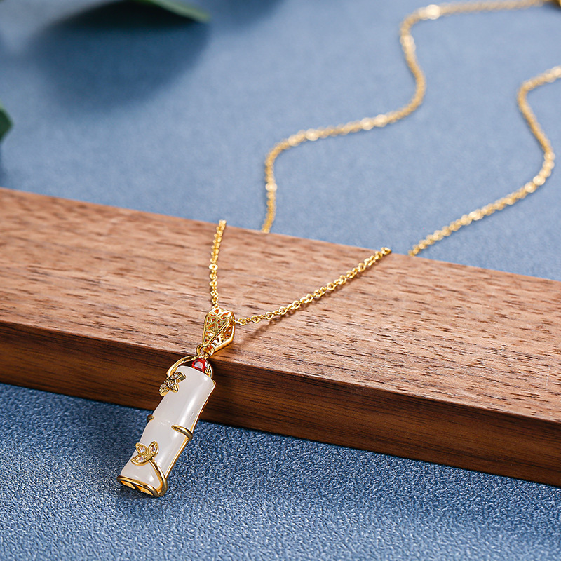 White jade imitation 18k gold-plated simple bamboo joint pendant titanium steel necklace, women's Instagram personality continuous promotion blessing necklace Application Scenario