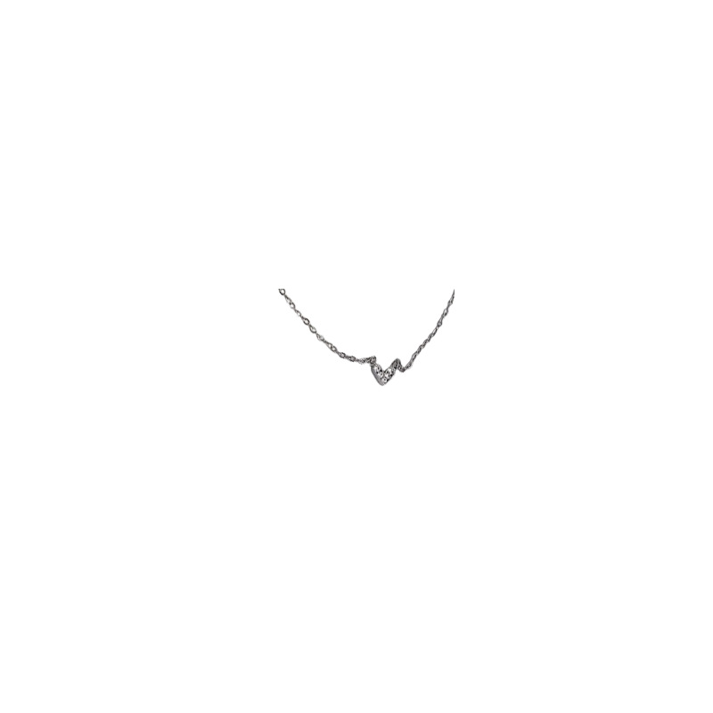 Simple zircon heart-shaped necklace for women, 2024 new bestseller, light luxury pendant, niche collarbone chain, versatile necklace accessory Item Picture