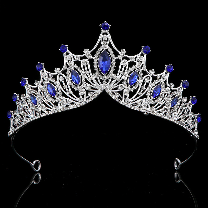European and American grand queen crown accessories, luxurious court retro crowns, birthday, coming-of-age ceremony, stage performance crowns details Picture