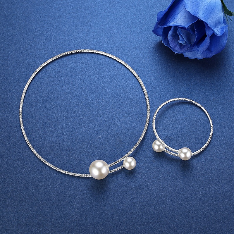 European and American fashionable, shiny rhinestone and pearl necklace, adjustable opening bracelet, bridal set accessory N4868 Application Scenario