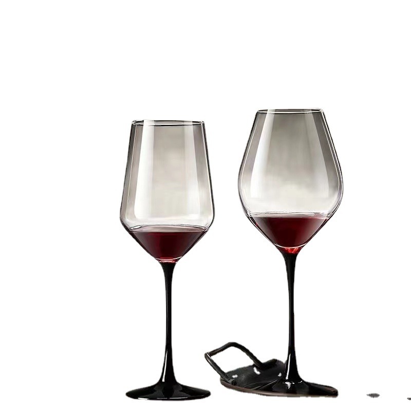 Green apple vintage black and red bow tie Burgundy wine glass, big-bellied household wine, red stem tall glass Item Picture