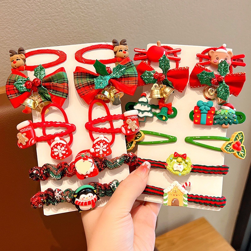 Christmas headwear, children's cute hairpins, little girl Santa Claus headband, rubber band, cartoon girl hairpin, hair accessory Application Scenario