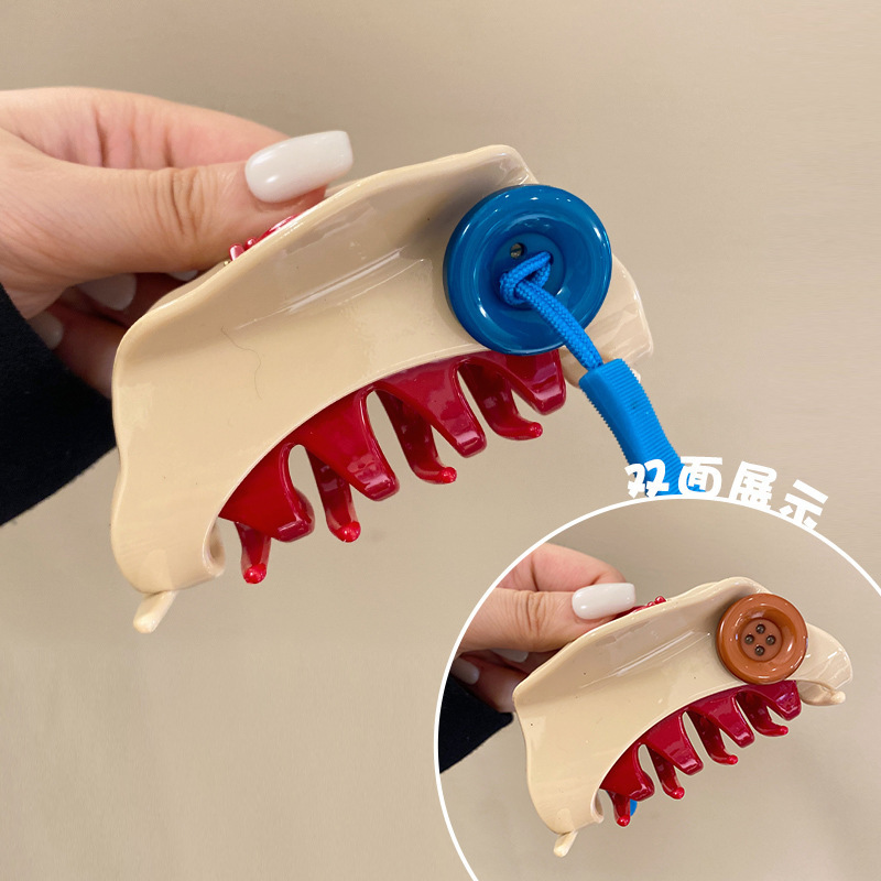 Ankela Red funny and fun button hair clip, cute shark clip, children's button grab clip, small half, tied at the back of the head Application Scenario