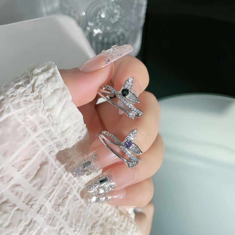 Sweet and cool fishtail micro-inlay, fashionable and niche design, open ring, elegant and versatile, sophisticated index finger ring for women Specification drawing