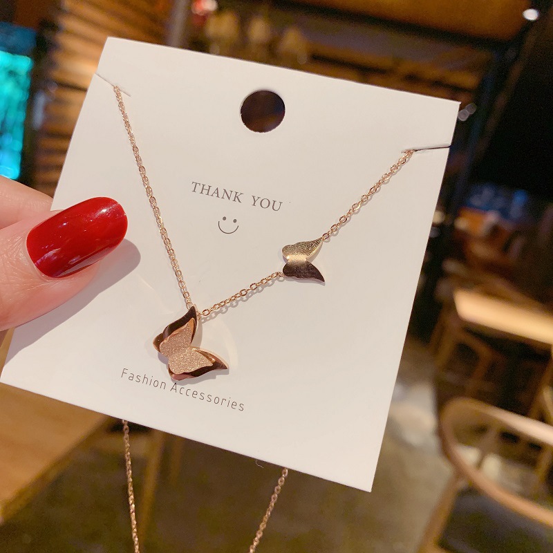 Titanium steel frosted butterfly necklace, a niche and trendy girl's unique collarbone chain, a popular online celebrity that doesn't fade, and a cold style necklace with accessories details Picture