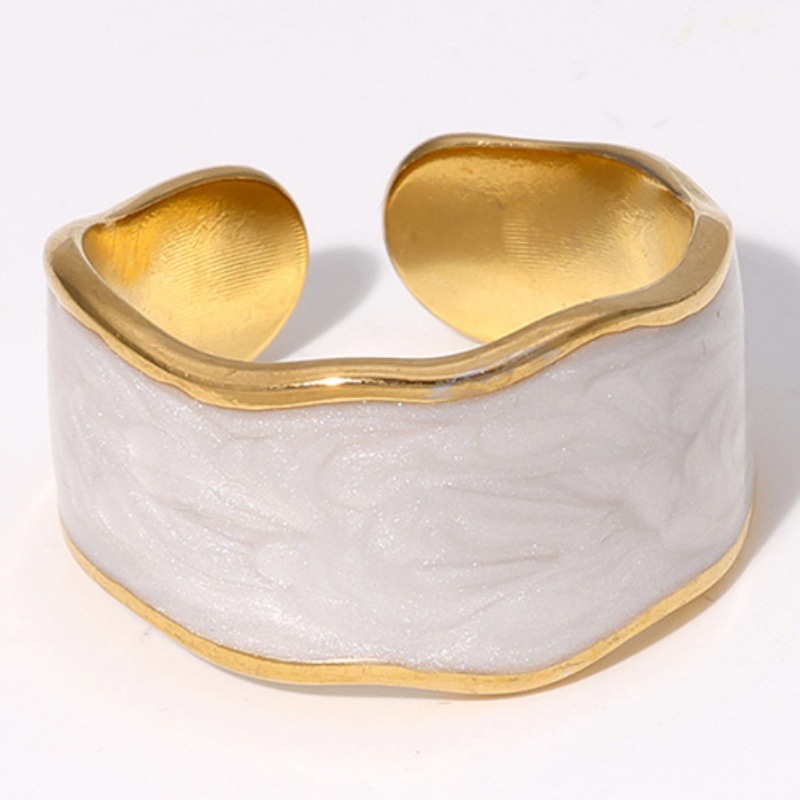 Titanium steel oil pressure dripping oil process meteorite texture ring for women, anti-color fading, cross-border exclusive for Europe and America, the same style as Instagram influencers Application Scenario