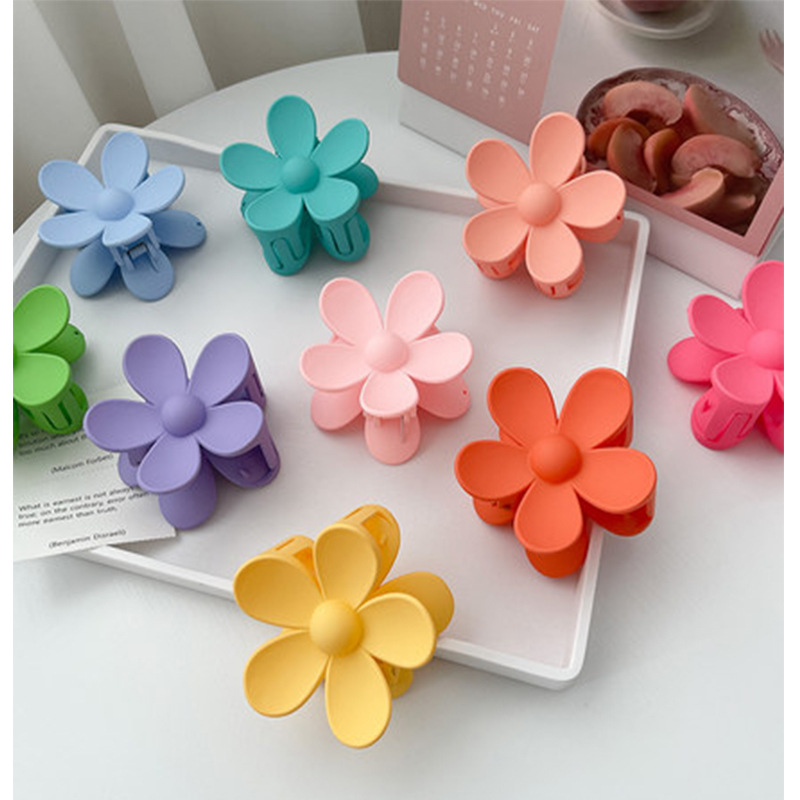 Flower hairpins, women's grappling clips, Internet celebrity 2022 new shark hairpins, lace grappling clips, hair clips headwear full figure