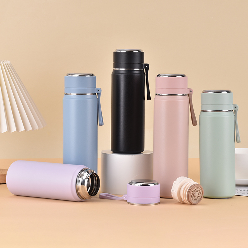 Simple insulated cup with high appearance level, 316 stainless steel, specially designed for boys, girls and children to go to school in 2023, a popular water cup full figure