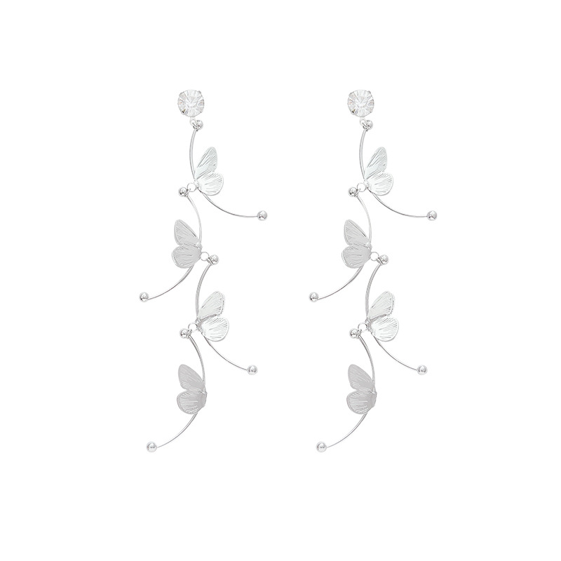Cold style hollowed-out butterfly tassel stud earrings for women, a unique and high-end look, versatile and exquisite earrings, a light luxury and elegant ear accessory Item Picture
