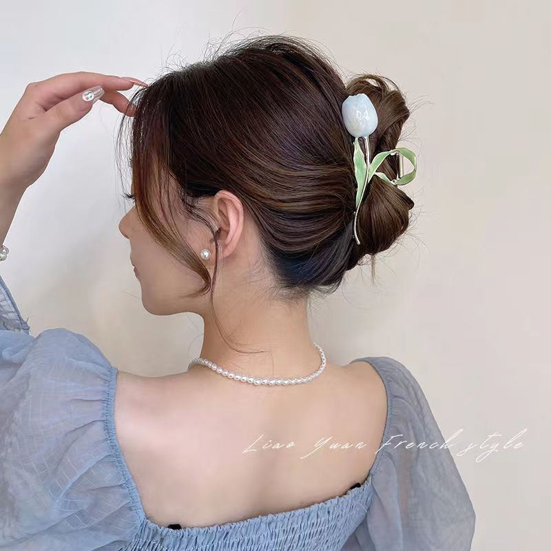 Korean ethereal tulip hair clips, back of the head hair clips, women's summer shark clips, large metal high-end hair accessories details Picture