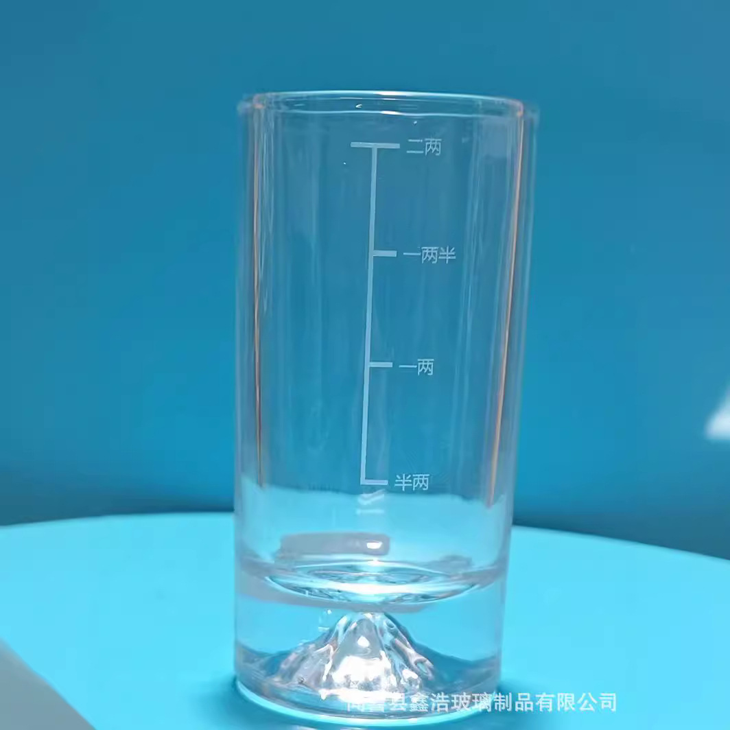 The new 1 liang 2 liang wine dispenser with ice mountain bottom crystal white material graduated white spirit cup is suitable for home, commercial, hotel and restaurant use details Picture