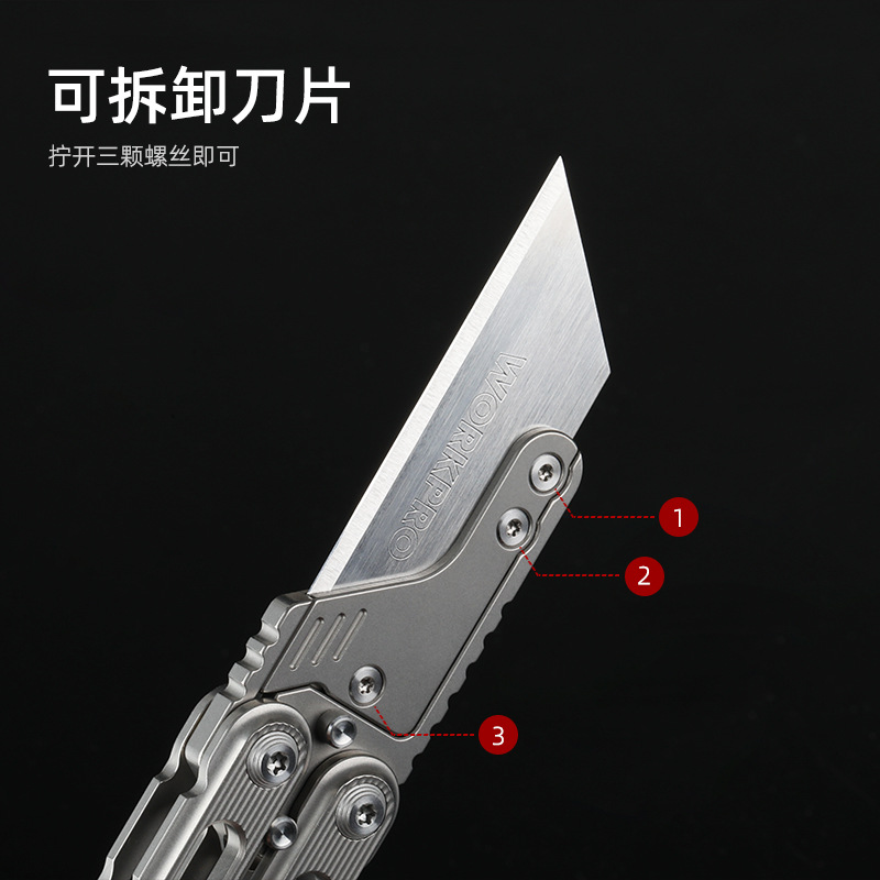 Butterfly comb, titanium alloy folding comb, beginner's hand swing utility knife, uncut butterfly comb practice tool Application Scenario