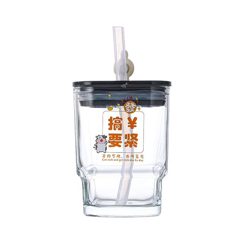 Customized text-printed glass water cups with LIDS, thickened straw cups, wholesale household 450ml drinking cups, milk cups Item Picture