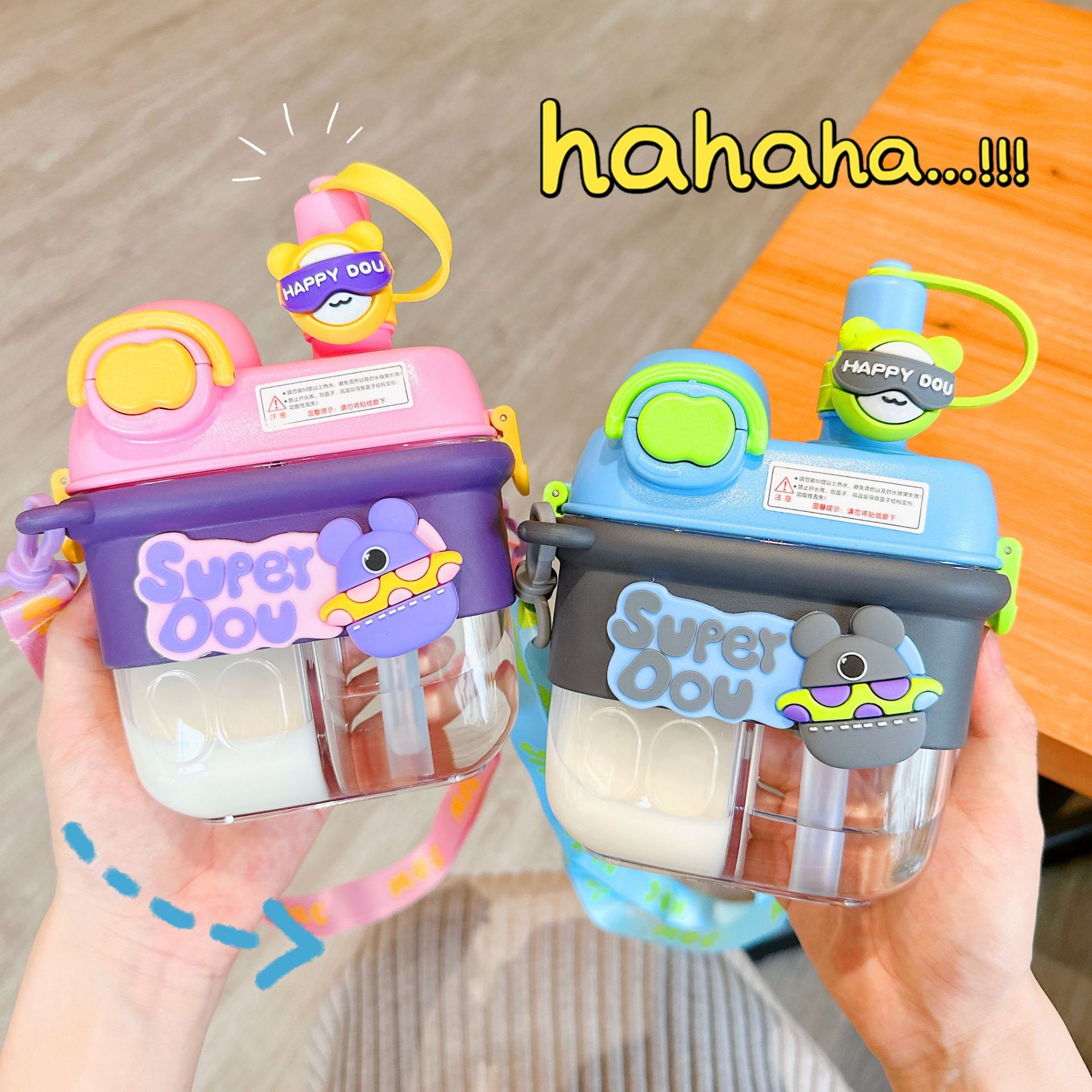 Cute and good-looking straw cup, double-drinking cartoon children's plastic cup, dual-purpose outdoor portable thickened double-combination water cup Specification drawing