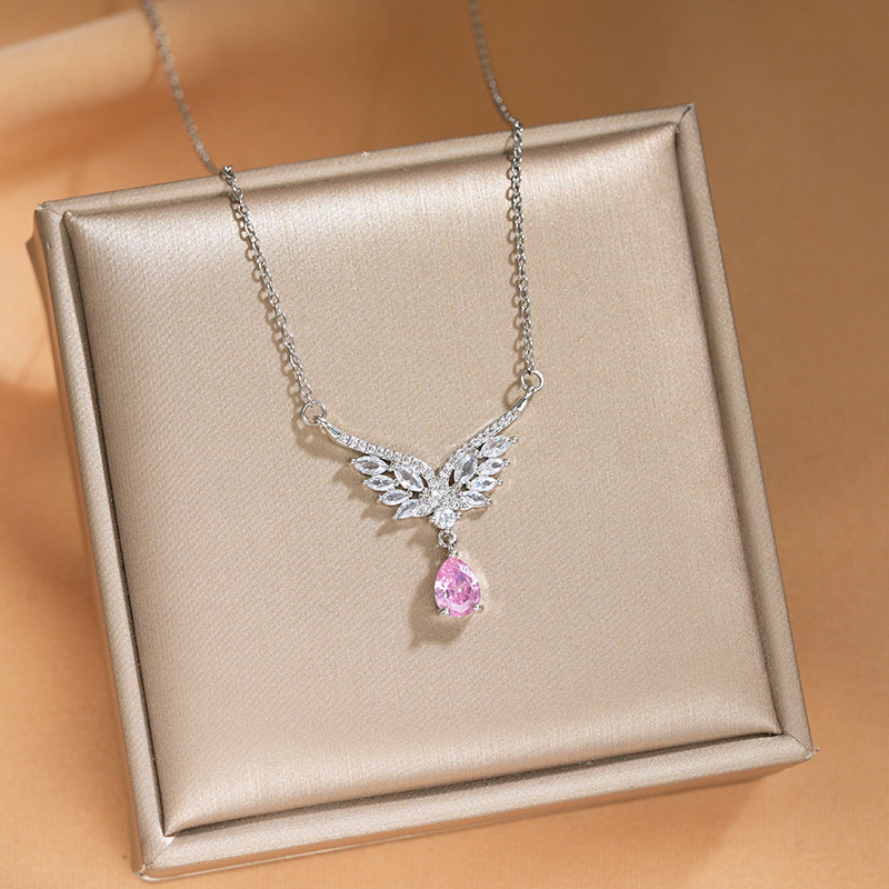 Cross-border light luxury best-selling pink water drop butterfly wing large zircon pendant titanium steel necklace, high-end women's collarbone chain Specification drawing