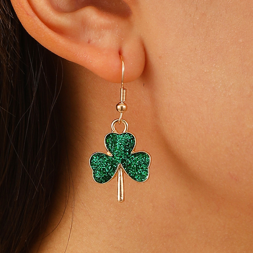 Cross-border St. Patrick's Day party earrings, Irish clover hats, heart-shaped water drop earrings, women's accessories details Picture