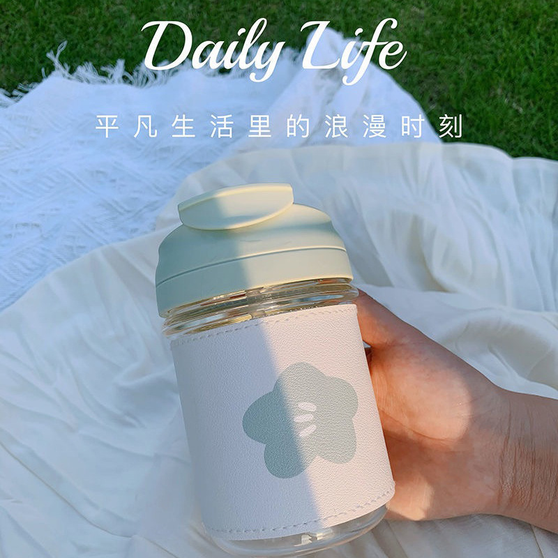 Factory direct supply of glass cups, portable straw cups, summer coffee cups, leather-covered water cups Specification drawing