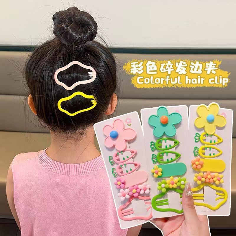 Children's candy-colored cloud hair clips, hollowed-out broken hair clips, BB clips, cute side hair clips at the back of a little girl's head Specification drawing