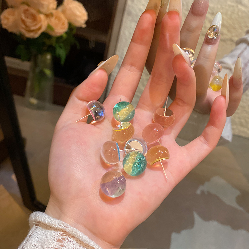 Summer Dopamine Starry Sky Blue Ball stud earrings for women, with a unique design sense, are colorful resin earrings suitable for summer Application Scenario