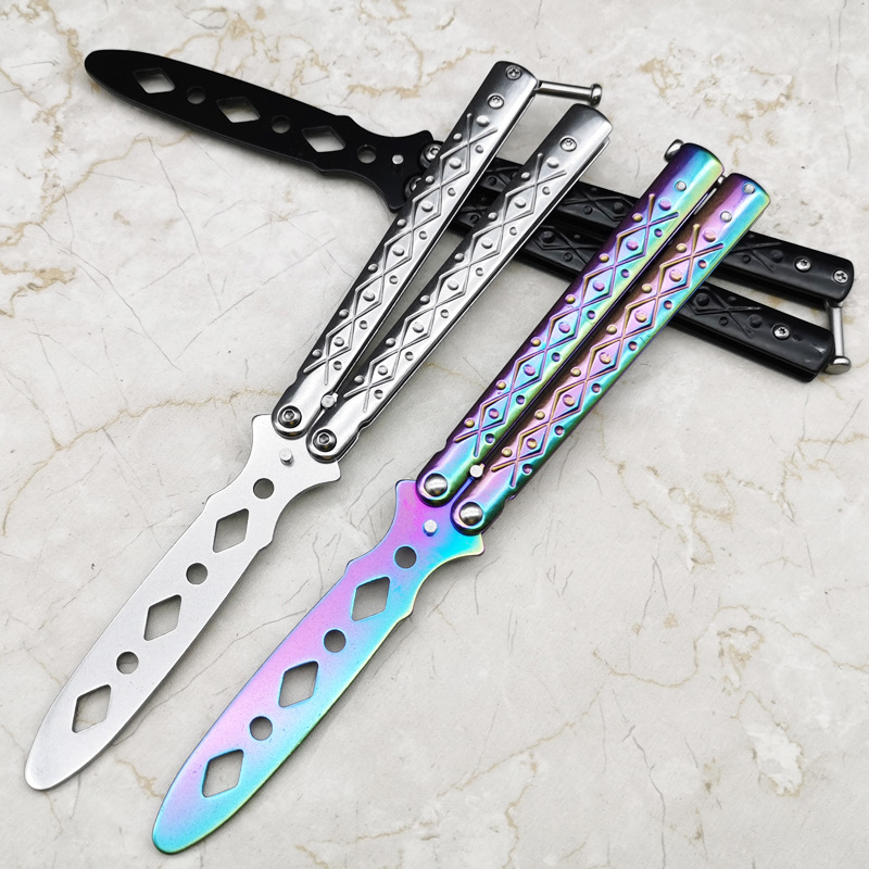 Novice butterfly knife practice knife, stainless steel ornamental knife, no sharp edge, portable, reversible and deformable outdoor equipment full figure