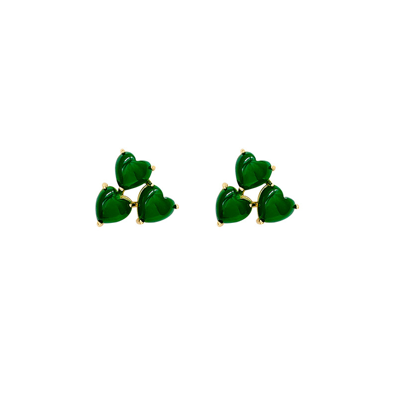 Exquisite green heart-shaped stud earrings for women, sweet forest-themed, fresh and delicate flower earrings, versatile and elegant, high-end earrings Item Picture