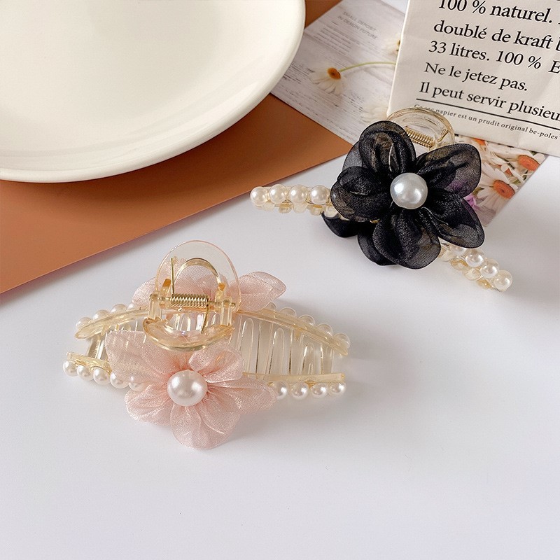 Mesh flower pearl gripper, elegant shark clip, high-end feel, women's back head clip, headwear, hair clip, hair accessory Specification drawing
