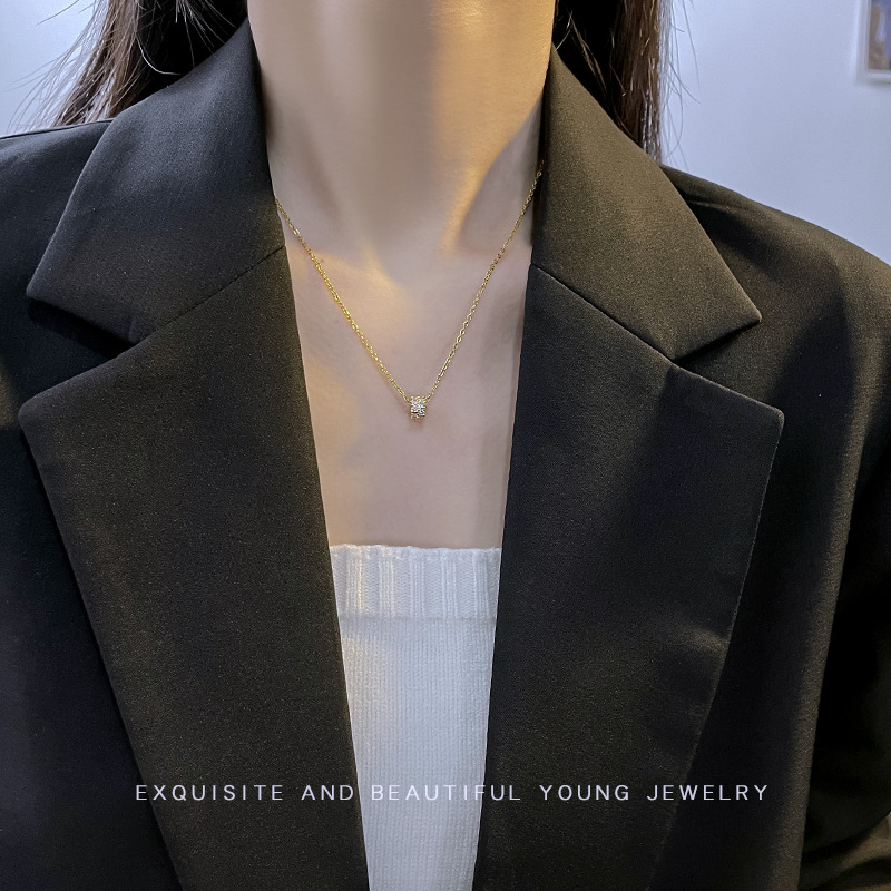 Simple and elegant double-row diamond waist pendant titanium steel necklace, exquisite zircon for women, versatile and popular collarbone chain wholesale details Picture