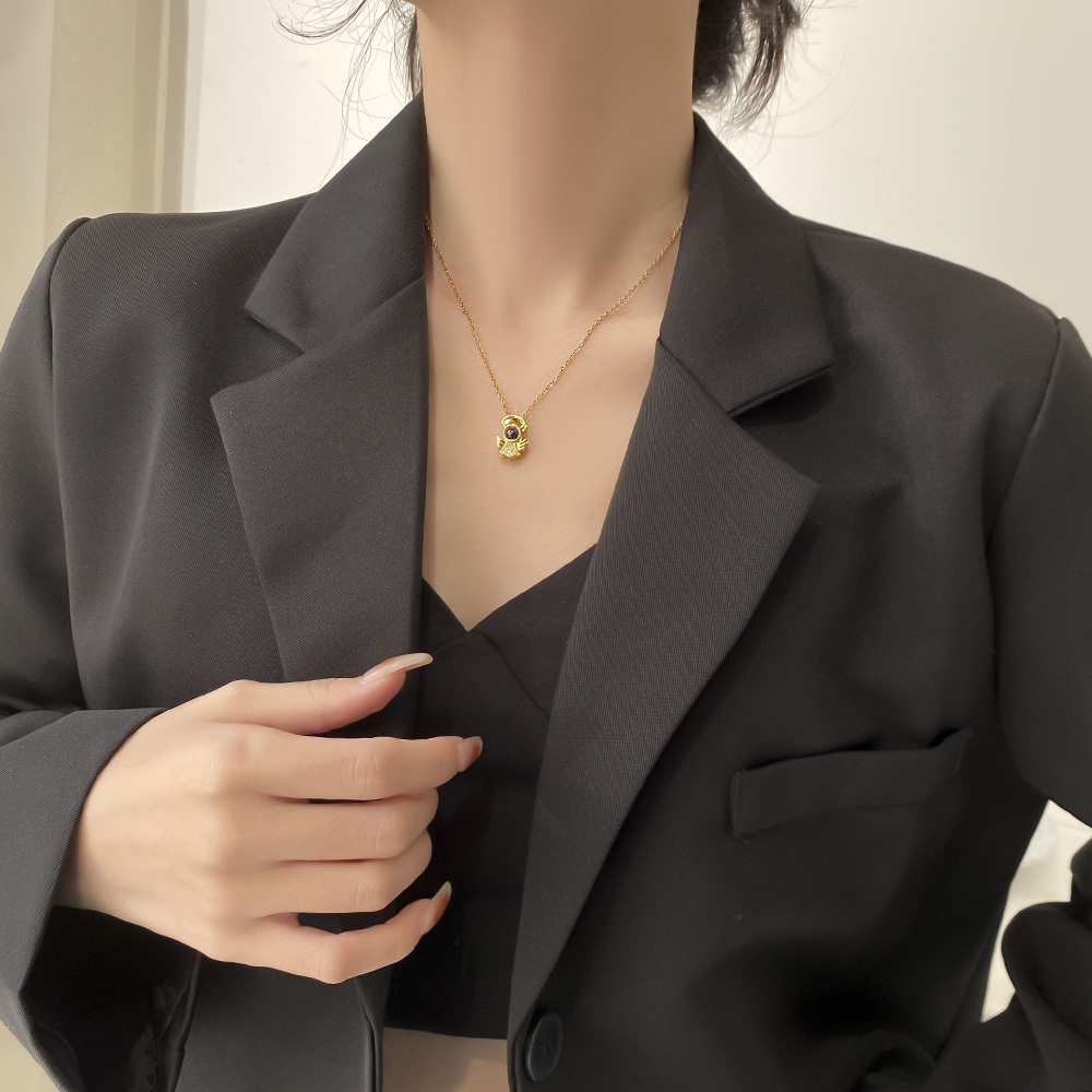 Douyin's same style projection angel titanium steel necklace for women, 100 languages I love you pendant, fashionable design accessory details Picture