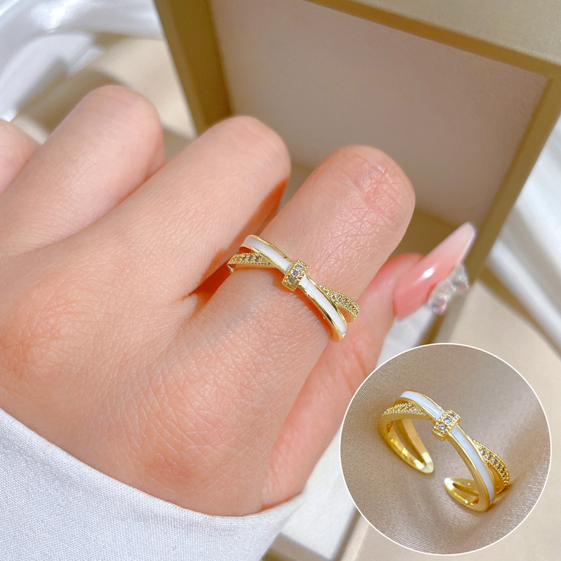 【 Real gold electroplating 】 Open oil drip cross-shaped fashionable micro-inlay light luxury ring index finger ring, the same style as the Internet celebrity, cold style full figure
