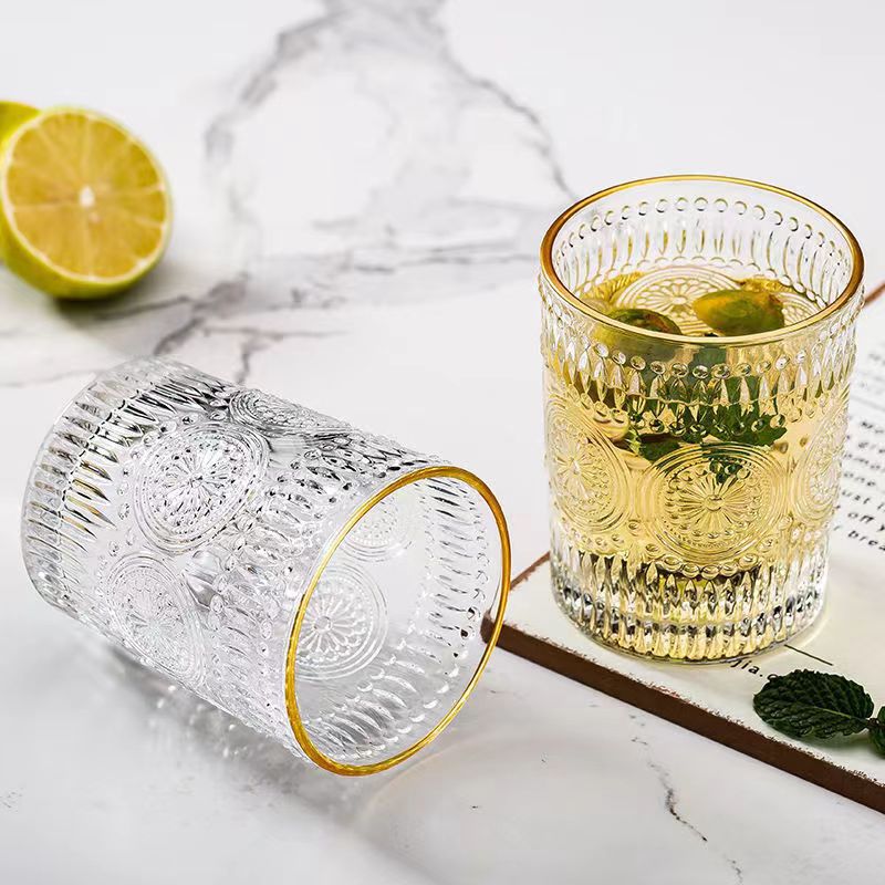 The glass cup is in an ins style, thickened with gold edges and retro embossed. It is a popular sunflower household glass cup as a souvenir full figure