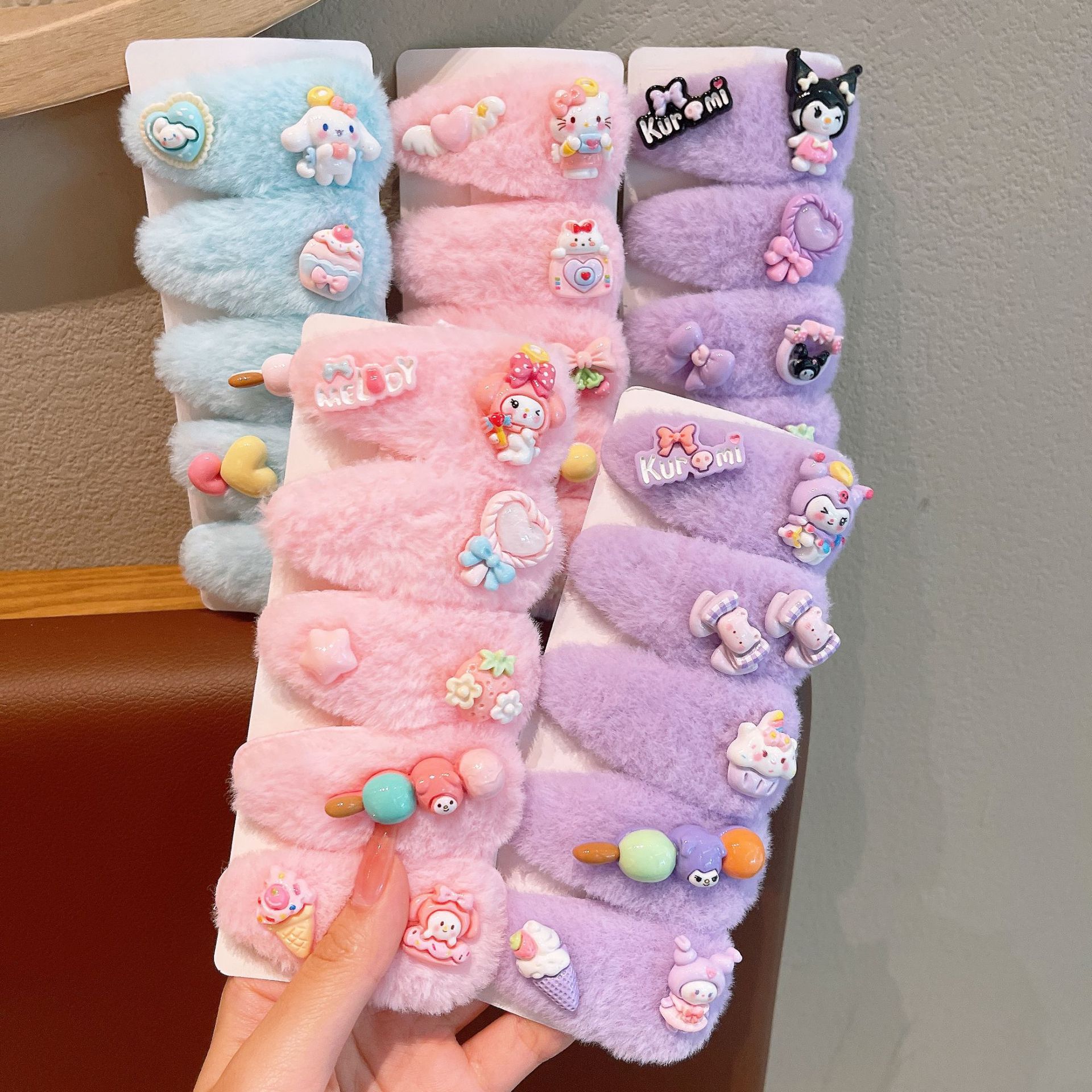 New autumn and winter children's cartoon plush hair clips, girls' back head hair accessories, girls' Kulomi bangs hair clip headwear full figure