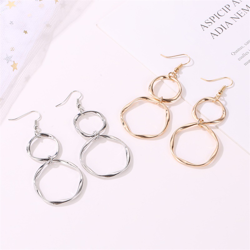 European and American ins style simple hollowed-out round earrings, exaggerated alloy geometric earrings for women's personality and temperament, cross-border earrings details Picture