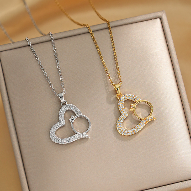 Fashionable and romantic heart-shaped ring pendant titanium steel necklace for women, set with zircon, elegant and light luxury collarbone chain accessory, a popular Internet celebrity full figure