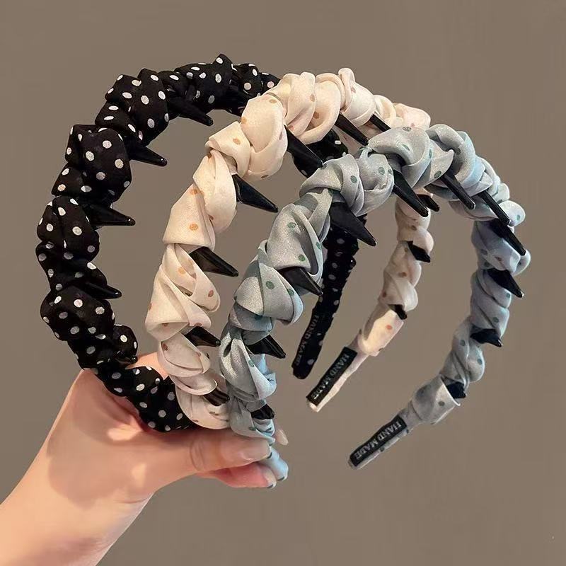 High-end polka dot hair band, a new style of hair band for women, 2025, high top of the head, face-washing headband, pressure hair clip, hair tie and headwear full figure