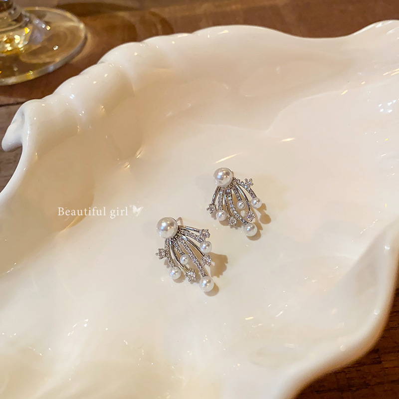 Super glittering zirconium firework pearl stud earrings for women, exquisite, light luxury, fashionable and high-end style earrings, versatile and elegant, internet-famous earrings Specification drawing