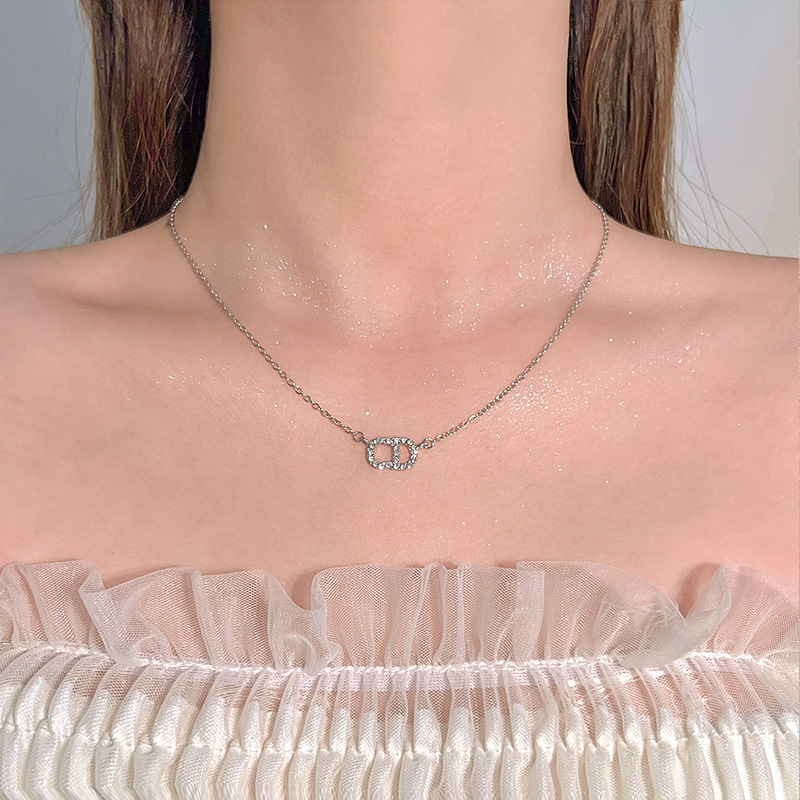 Korean minimalist letter CD necklace, women's ins bracelet ring, high-end design sense zircon collarbone chain accessory Application Scenario